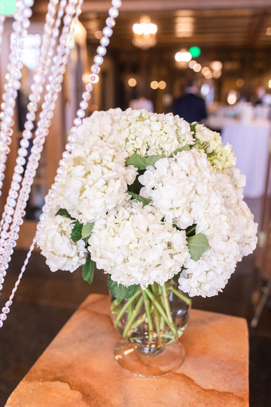 Marriott – white flowers – slide 27