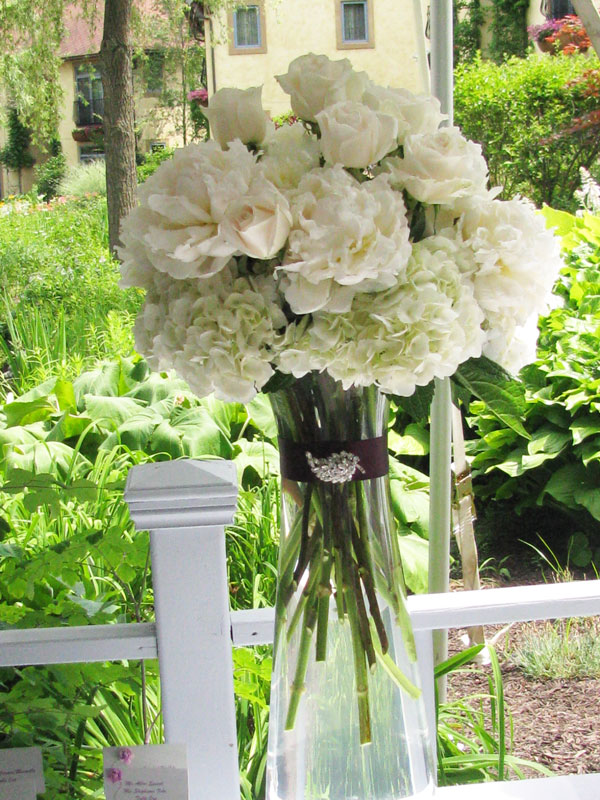 Mirbeau – white flowers – slide 57