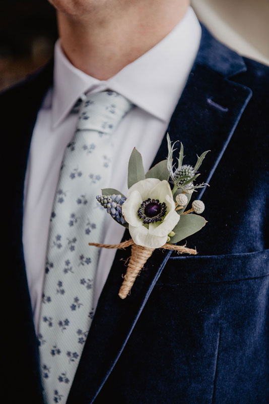 Sinclair – groom – slide 15